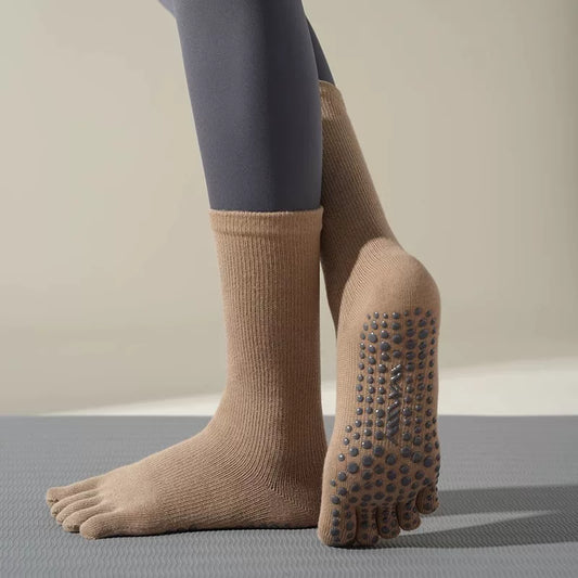 Dcxecsx | Women’s Mid-Calf Five-Toe Yoga Socks with Grip, Split-Toe Non-Slip Socks for Pilates and Indoor Movement 2026