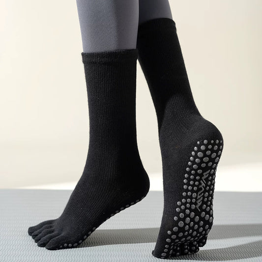 Dcxecsx | Women’s Mid-Calf Five-Toe Yoga Socks with Grip, Split-Toe Non-Slip Socks for Pilates and Indoor Movement 2026