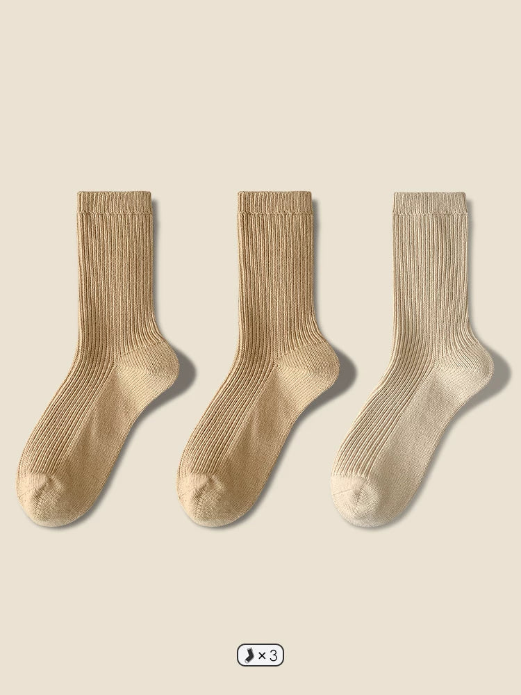 Dcxecsx | Women’s Mid-Calf Cotton Socks with Thick Knit Construction for Comfortable Autumn and Winter Wear 2026
