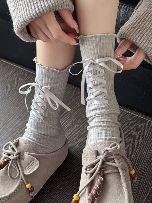 Dcxecsx | Women’s Mid-Calf Cotton Pile Socks with Front Bow Detail, Off-White and Coffee Tones for Autumn and Winter Wear